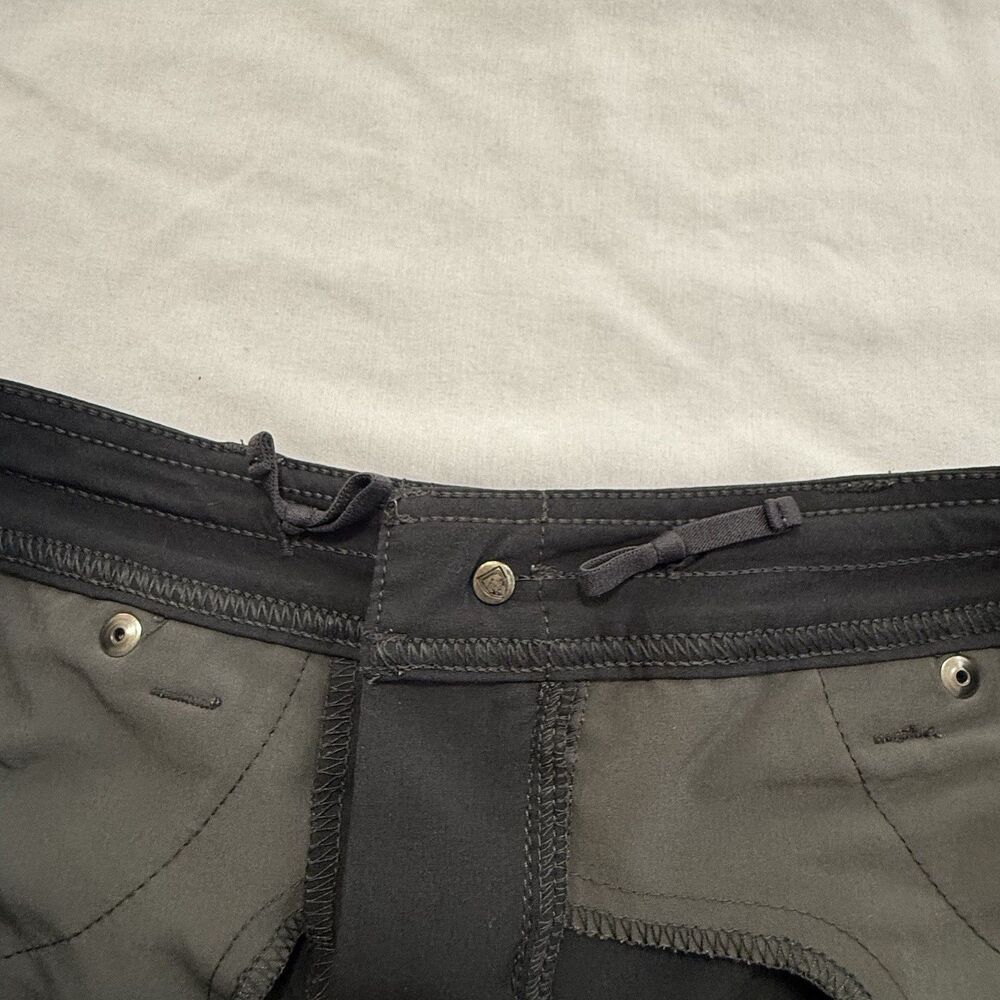 KÜHL Freeflex 10" inseam Cargo Shorts Womens size 8 Black Hiking/Camping Stretch - Picture 13 of 13